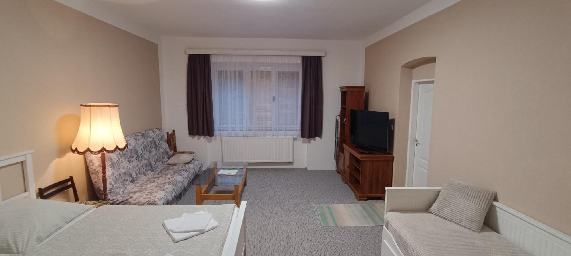 Apartman Horni Slavkov Hodinarstvi Ngoại thất bức ảnh